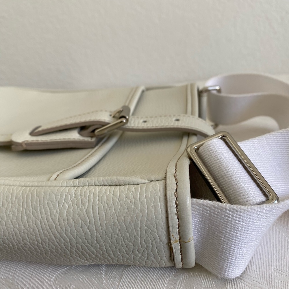 Burberry white leather crossbody bag - Picture 12 of 12